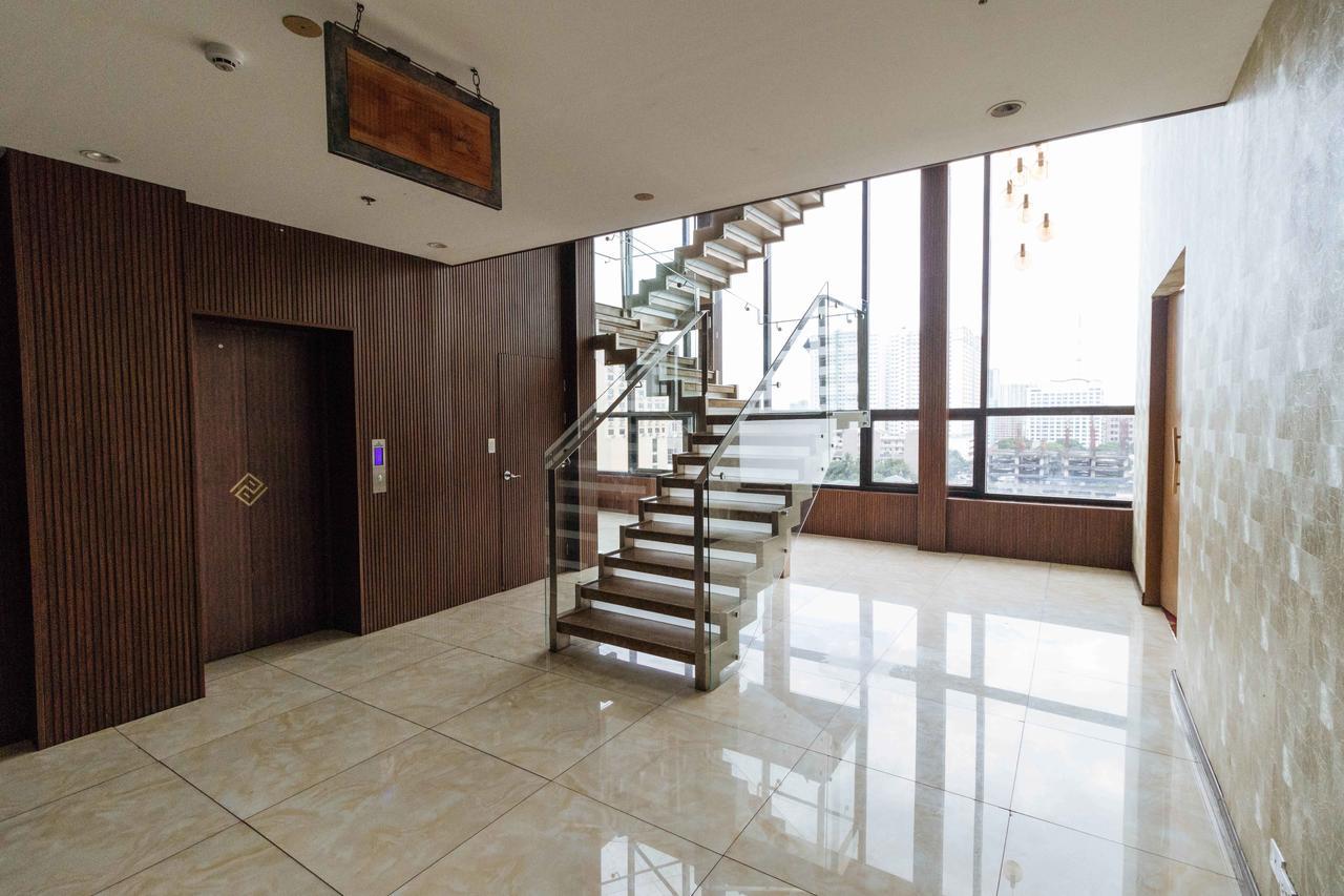 Reddoorz Premium @ South Triangle كويزون سيتي المظهر الخارجي الصورة